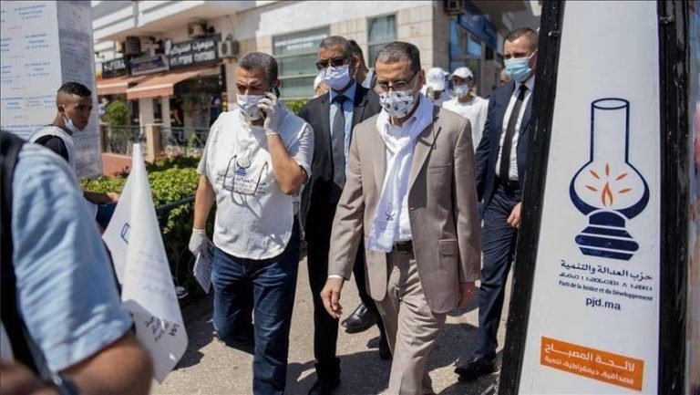 مغرب تايمز - "نيويورك تايمز" : "الإسلاميون يتلقون خسائر كبيرة في الانتخابات البرلمانية المغربية"