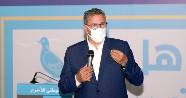 مغرب تايمز - سكوب .. الشرطة القضائية تستمع للمستشار خربوش على خلفية "فضيحة فساد سياسي بحزب الأحرار"