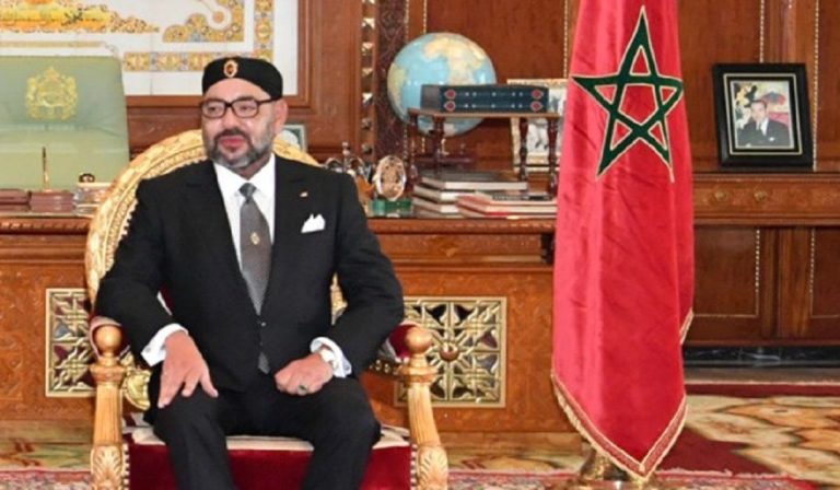 مغرب تايمز - في ثاني برقية للجزائر بعد قطع العلاقات .. الملك يعزي في وفاة بن صالح