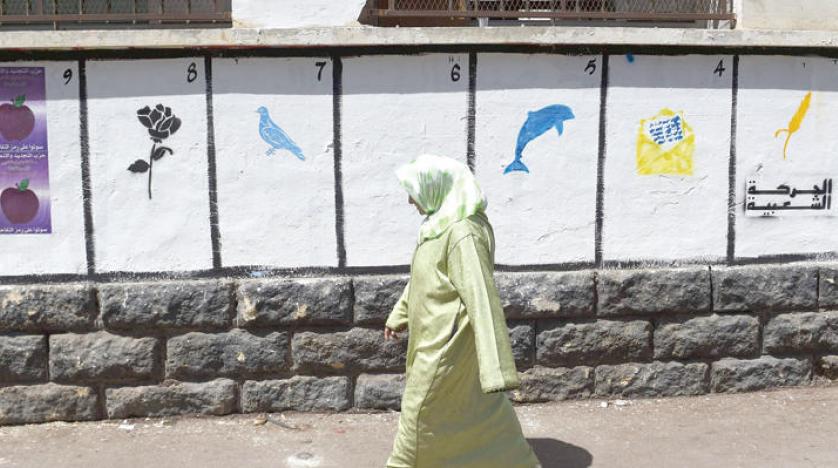 مغرب تايمز - نقل جماعي عبر "الحافلات والطاكسيات" .. تسهيلات أم طريق معبد لأصحاب الشكارة لإستمالة الناخبين؟