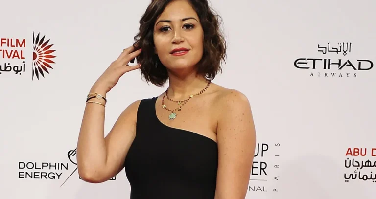 مغرب تايمز - "منة شلبي" تدخل سباق التنافس على جائزة أمريكية