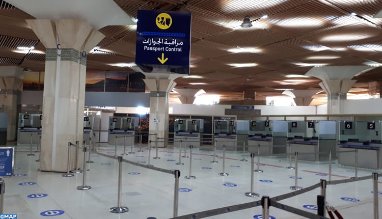 مغرب تايمز - "سكانير" مطار المسيرة يكشف مخدرات بأحشاء ثلاثة مسافرين بأكادير