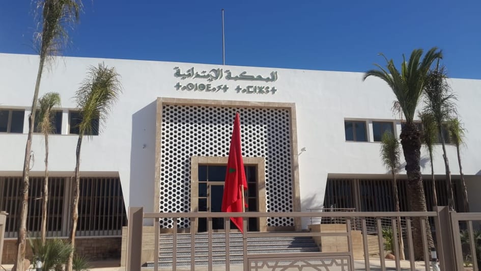 مغرب تايمز - في سابقة هي الأولى.. محكمة تمنح "مدمن مخدرات" فرصة عوض سجنه