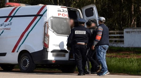 مغرب تايمز - أمن أولاد تايمة يتسلم قاتل العامل الزراعي