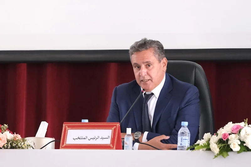 مغرب تايمز - المصادقة على مشروع قانون ميزانية 2022 بحضور أخنوش في دورة مجلس أكادير