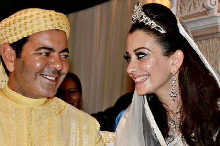 مغرب تايمز - " للالة خنساء " مولودة جديدة تضيء القصر الملكي