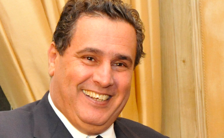 مغرب تايمز - أخنوش يواجه "غلاء أسعار المحروقات" وسط اتهامات تلاحقه