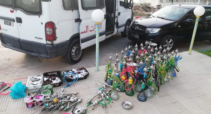 مغرب تايمز - مداهمة أمنية بحي الداخلة بأكادير تطال مقهى للشيشة