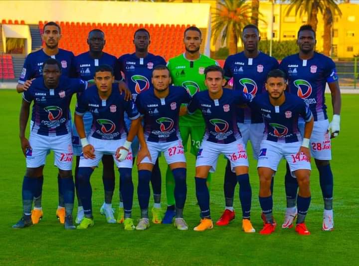 مغرب تايمز - مهاجم " جزائري " يتعاقد مع حسنية أكادير