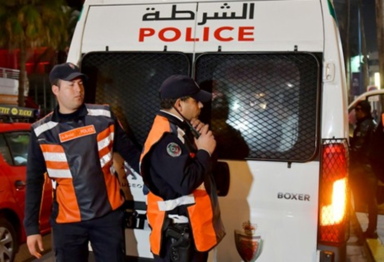 مغرب تايمز - ايداع ممرض وشرطي آخر السجن بعد تفكيك شبكة لتزوير "جوازات التلقيح"