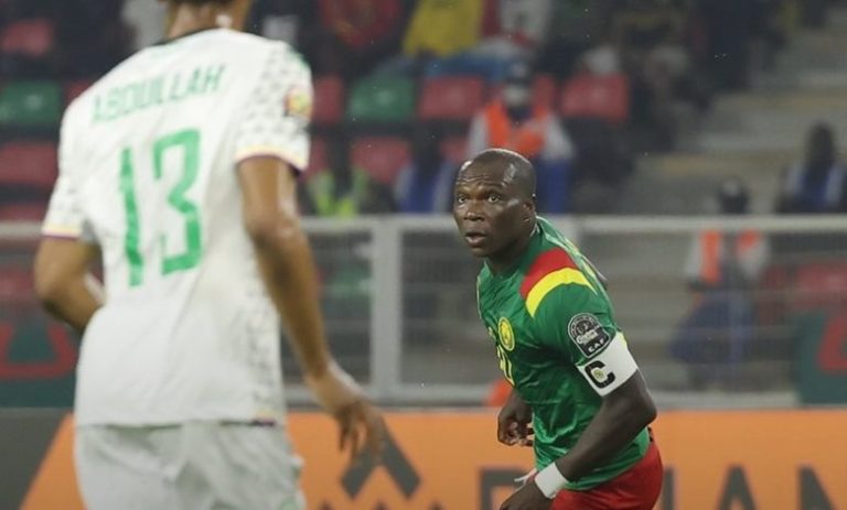 مغرب تايمز - مباراة جزر القمر والكاميرون تتحول إلى "فاجعة"