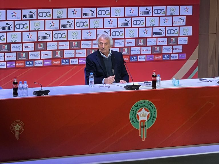 مغرب تايمز - خاليلوزيتش.. البعض هددني بالقتل وقطع رأسي بعد الإقصاء