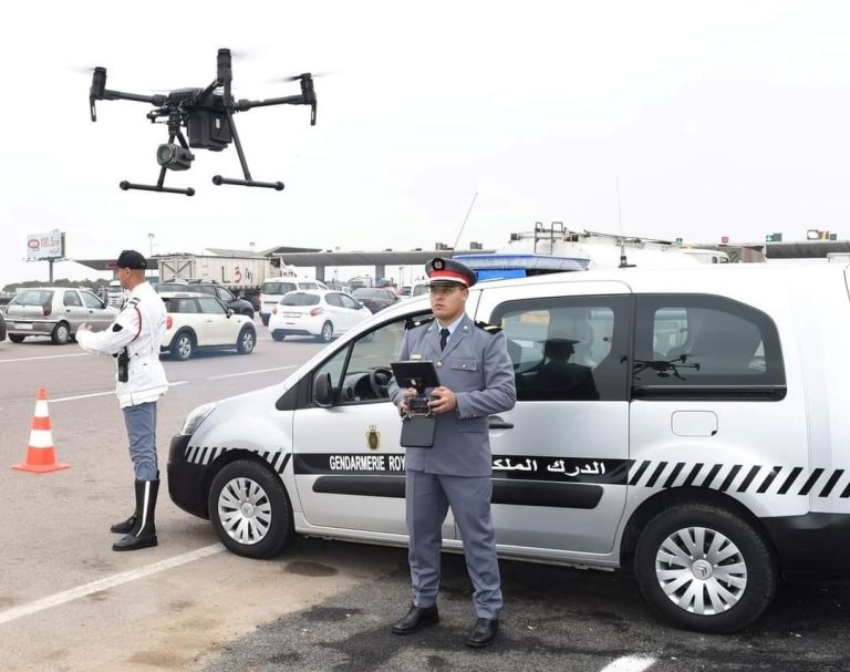 مغرب تايمز - جدارمية يستعينون بطائرة " درون " لتوقيف تاجر مخدرات