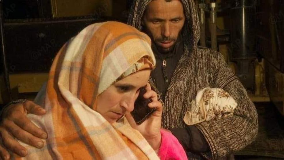 مغرب تايمز - لجنة بالقصر الملكي تنقل أسرة " ريان " نحو الرباط