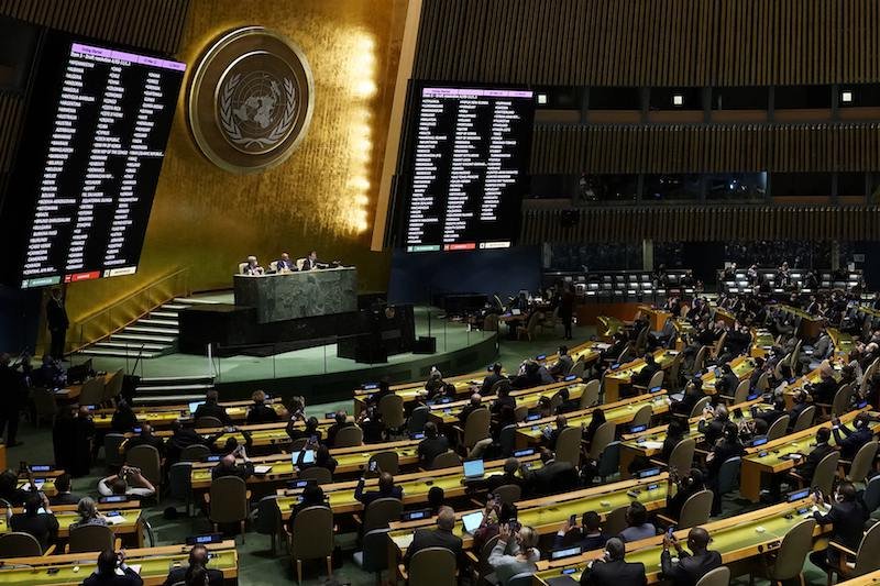 مغرب تايمز - الأمم المتحدة تُصدر قرارًا عاجلاً ضد الحرب بين روسيا وأوكرانيا