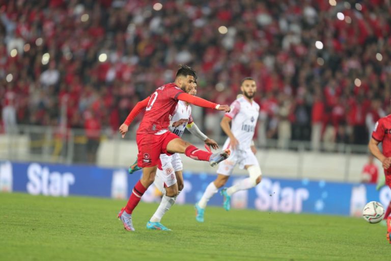 مغرب تايمز - الوداد يحقق فوزا ثمينا على حساب شباب المحمدية