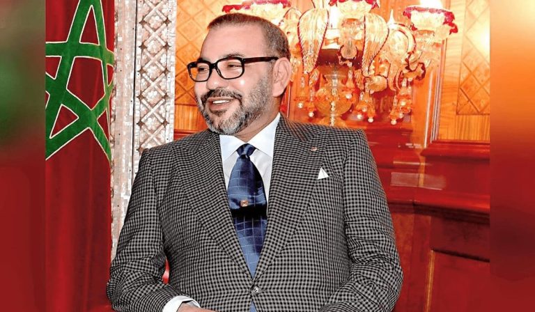 مغرب تايمز - الملك يعين أربعة قضاة بالمجلس الجهوي للحسابات بأكادير