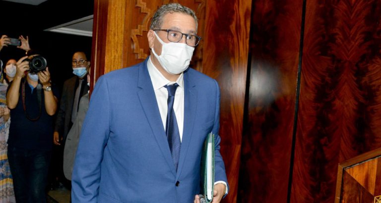 مغرب تايمز - غياب حوار مع الحكومة يمدد إضراب مهنيي النقل