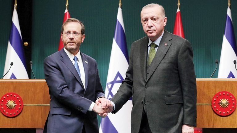 مغرب تايمز - "عدوى" التطبيع مع إسرائيل تنتقل من المغرب نحو تركيا