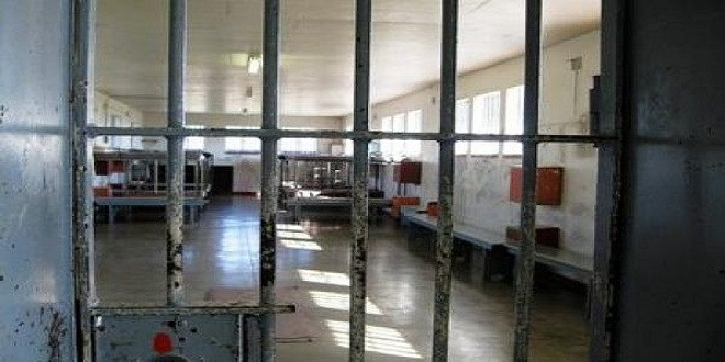 مغرب تايمز - رداءة الطعام تفاقم "مشاكل" نزلاء سجن أيت ملول