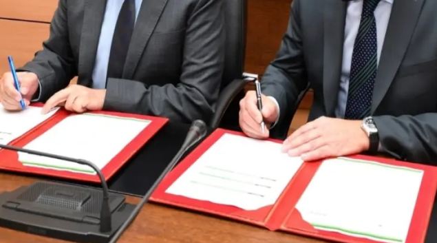 مغرب تايمز - توقيع مذكرة تفاهم لتطوير وظائف الموارد البشرية في المقاولات