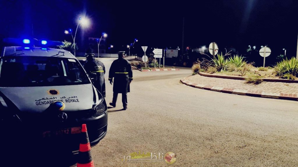 مغرب تايمز - إعتقال مواطن إفريقي إقتحم حاجزا أمنيا بآشتوكة آيت باها