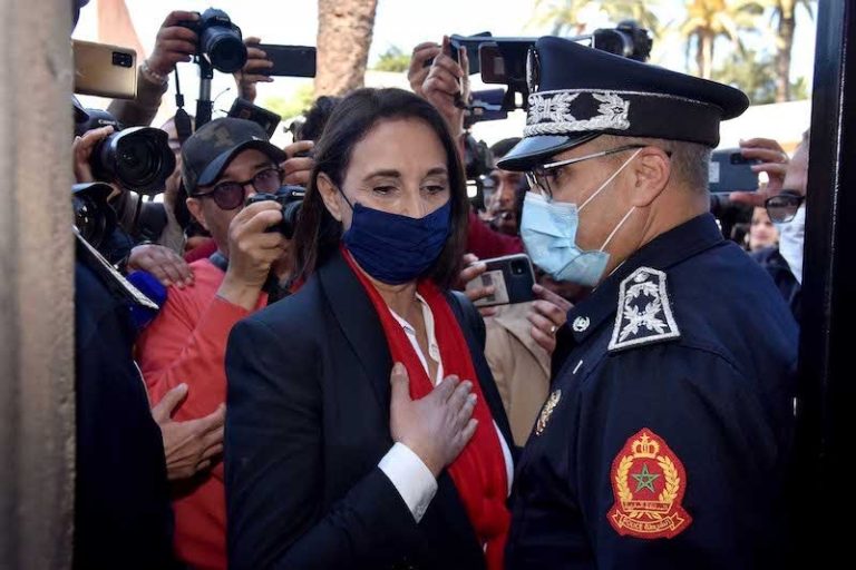 مغرب تايمز - الاتحاديون ينتفضون ضد منع منيب دخول مجلس النواب
