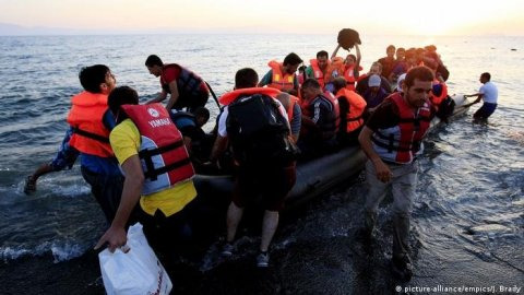 مغرب تايمز - بعد الاتفاق مع المغرب.. الهجرة نحو جزر الكناري تقلصت بـــ45%