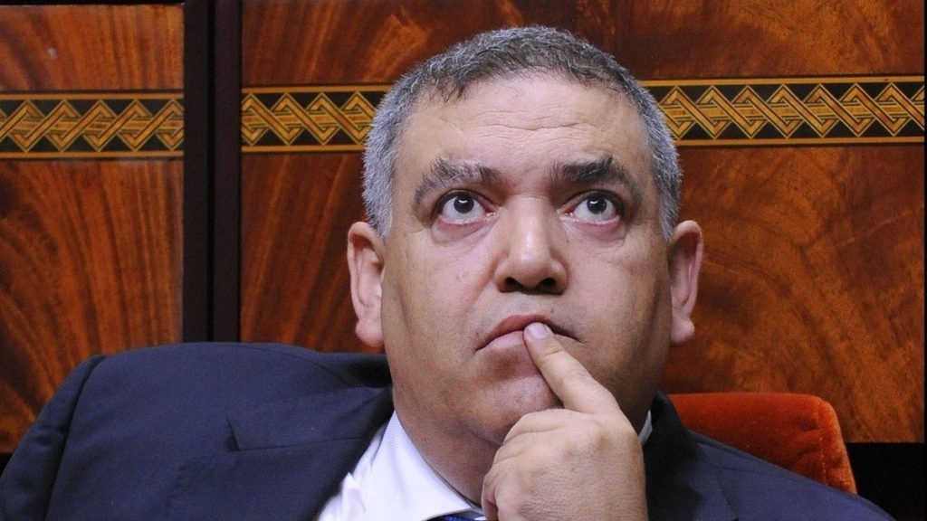 مغرب تايمز - لفتيت يوجه تعليمات "مشددة" للولاة والعمال بشأن تسريح الأجراء