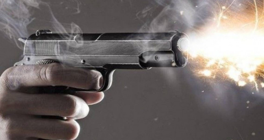 مغرب تايمز - الشرطة تشهر سلاحها لتوقيف شخص في حالة "هيجان"