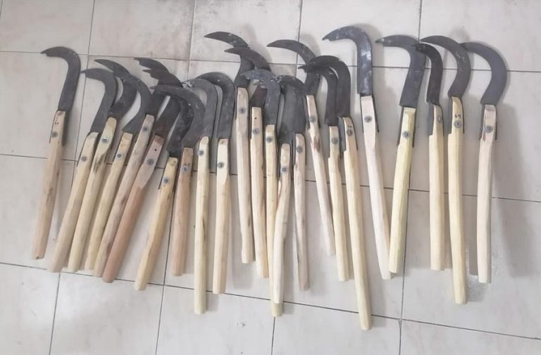 مغرب تايمز - تفريق وقفة تضامنية مع معتقلي قضية السواطير أمام سجن أيت ملول