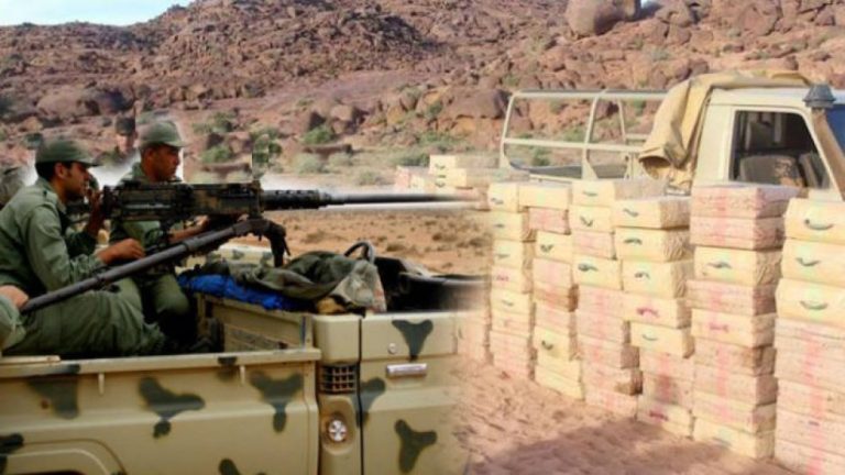 مغرب تايمز - القوات المسلحة الملكية تُوقف 8 أشخاص بعد احباط محاولة لتهريب المخدرات