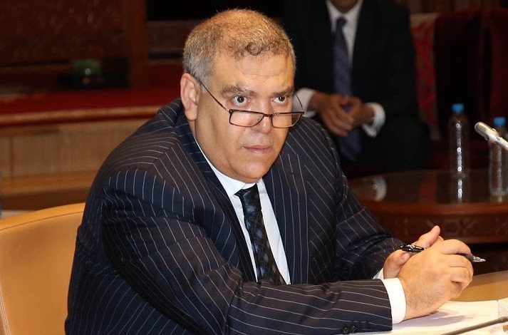 مغرب تايمز - لفتيت يُعمم دورية صارمة على "الطاكسيات" خلال شهر