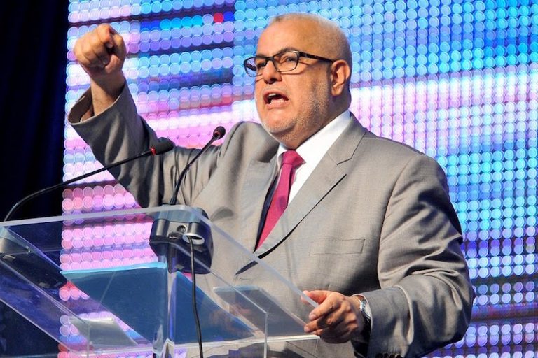 مغرب تايمز - بنكيران يتهم إخوانه بتلقي رشاوى خلال الإنتخابات الماضية