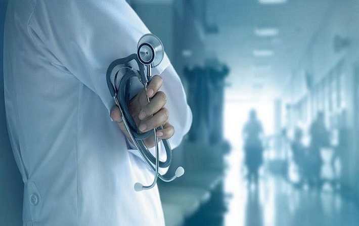 مغرب تايمز - غياب تحفيزات الأطباء يزيد من تأزم الوضع الصحي بالمغرب