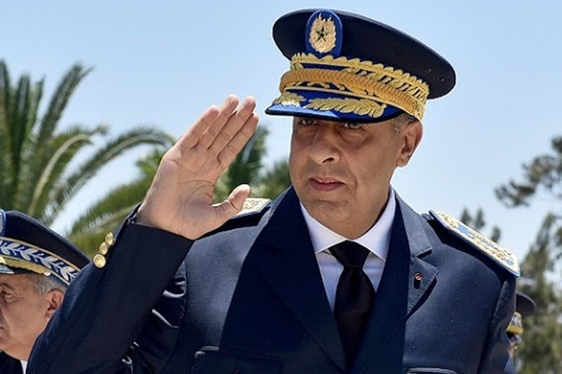 مغرب تايمز - بسبب الإعتداء على "موقوفين".. الحموشي يعاقب 42 شرطيا