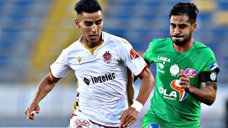 مغرب تايمز - الوداد يتفوق على الرجاء في تصنيف الأندية الإفريقية