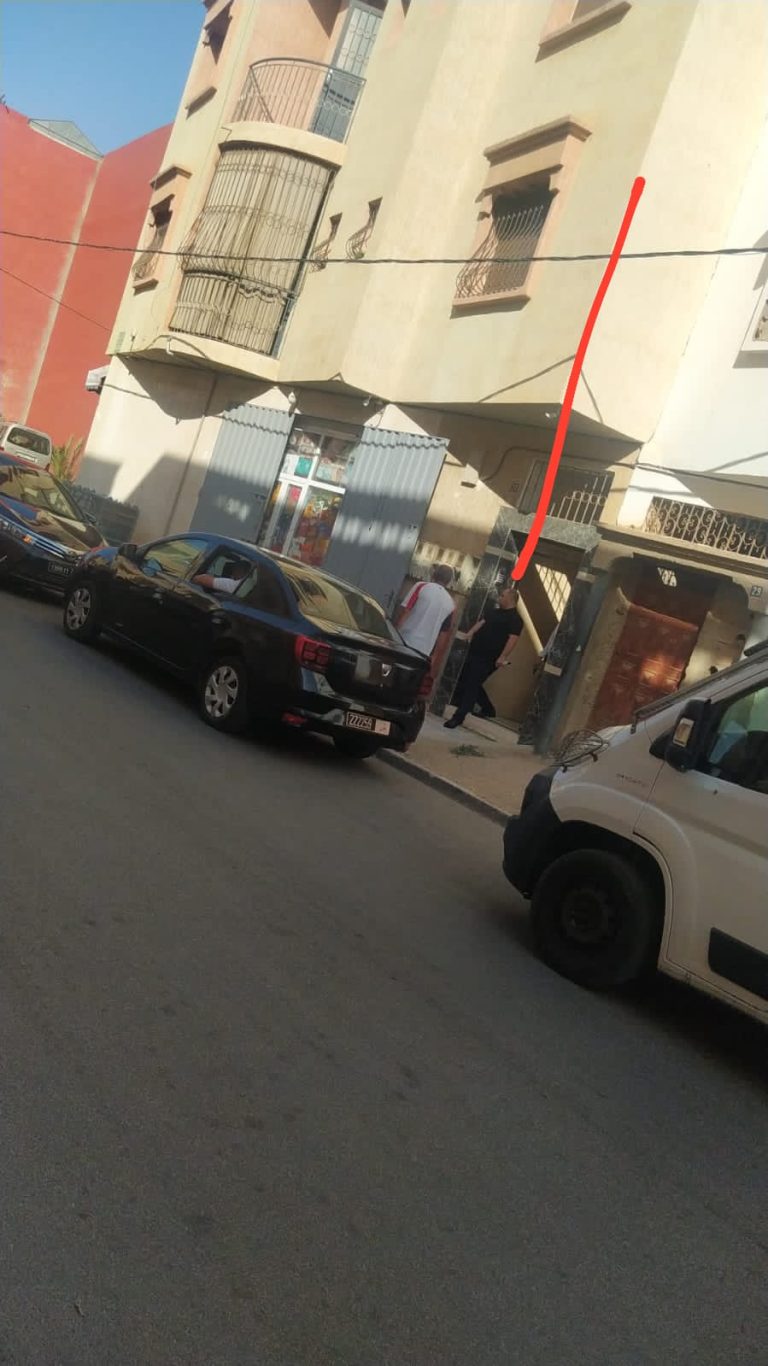 مغرب تايمز - وكيل الملك يداهم منزل " ولاد الفاسية " بإنزكان