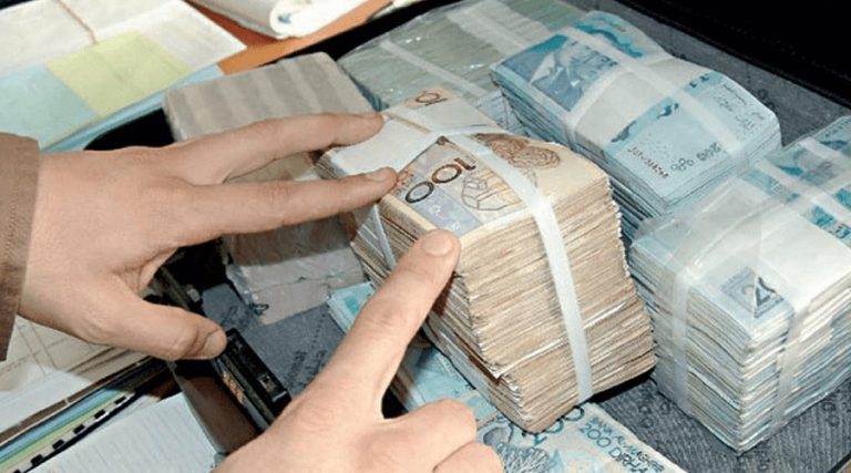 مغرب تايمز - توقيف مستشار جماعي متورط في عصابة"خطيرة" مختصة في سرقة الأجانب