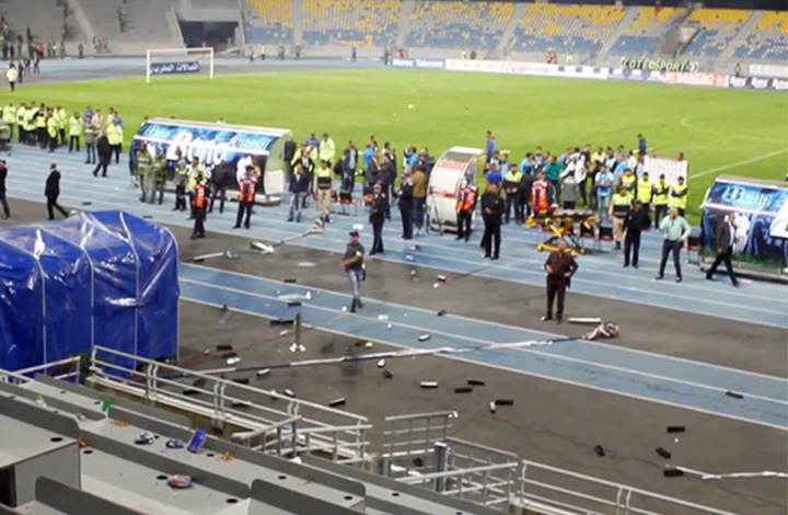 مغرب تايمز - شغب الملاعب "مستمر".. توقيف 42 شخصا وإصابات في صفوف الشرطة بطنجة