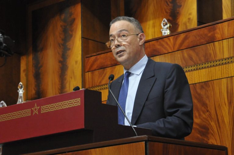 مغرب تايمز - تستاهلو أحسن .. حكومة اخنوش تلغي دعم الأرامل وتمدرس الأطفال