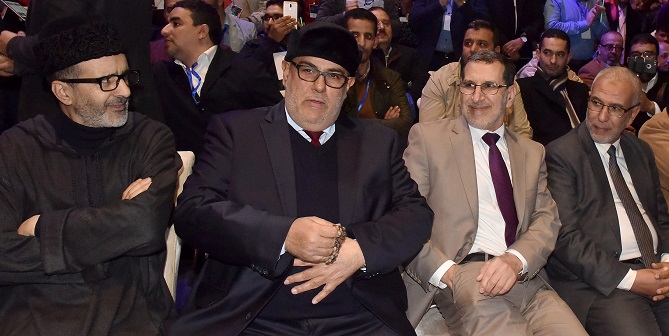 مغرب تايمز - "الناس فالناس والقرعة فمشيط الراس" .. البيجيدي وإسرائيل والعافية شاعلة فالمغاربة