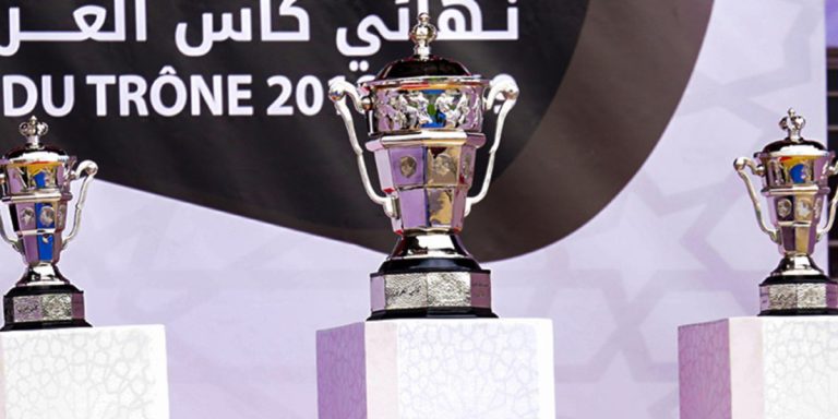 مغرب تايمز - نهائي كأس العرش بأدرار..  فرض إجراء "PCR" على المصورين الصحافيين وكل اللاعبين