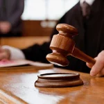 مغرب تايمز - 12 قاضيا مغربيا أمام "التحقيق" بسبب إصدار حكم خاطئ