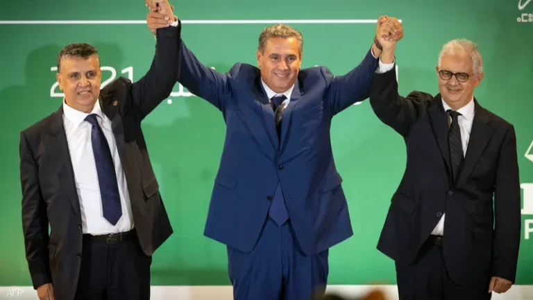 مغرب تايمز - حكومة أخنوش تعترف … "ماعرفناش لفين تقدر توصل أسعار المحروقات فالمغرب "