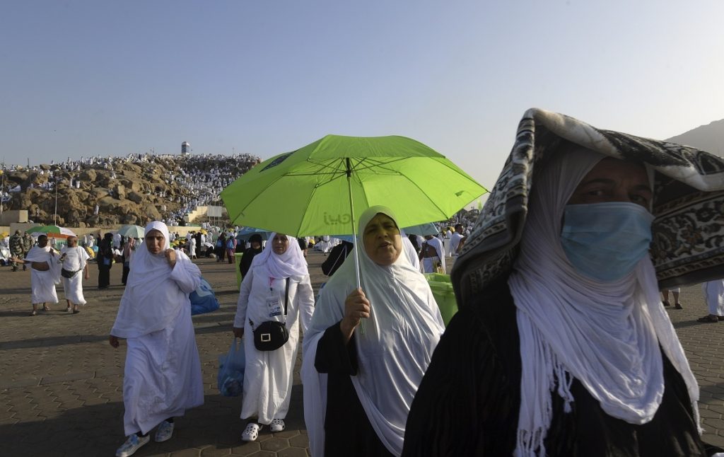 مغرب تايمز - منع أصحاب الأمراض المزمنة المتفاقمة من الحج