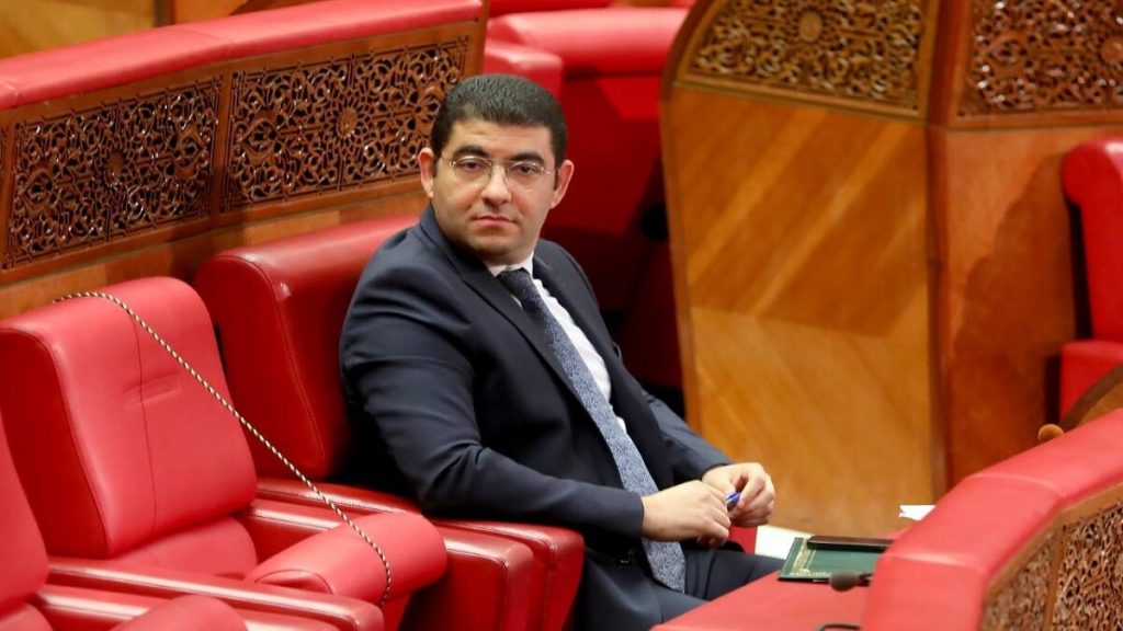 مغرب تايمز - وزير الثقافة ينفي شائعة منعه لـ”كتب المثليين” بمعرض الكتاب