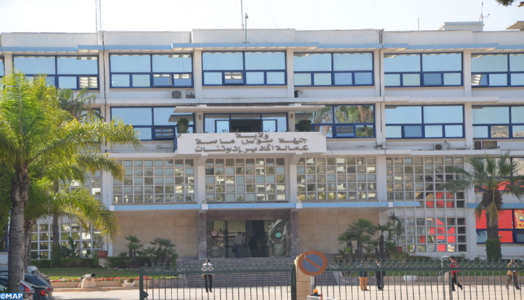 مغرب تايمز - ولاية جهة سوس ماسة تفرض إرتداء "الكمامة" للولوج لمقراتها