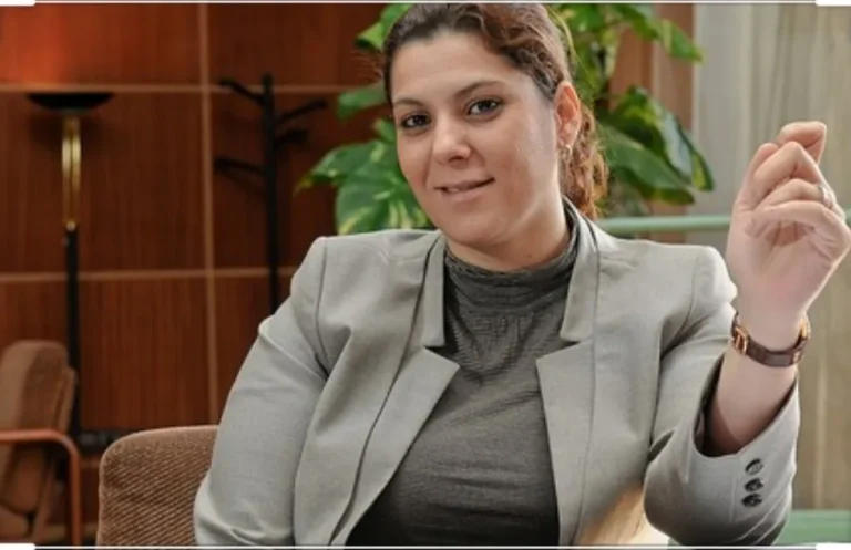 مغرب تايمز - المنصوري : السكن الصفيحي “يتوالد” و40 مليار درهم لم تنجح في القضاء عليه