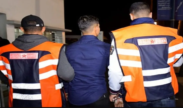 مغرب تايمز - أكادير.. اعتقال ستيني استدرج قاصرا لهتك عرضه